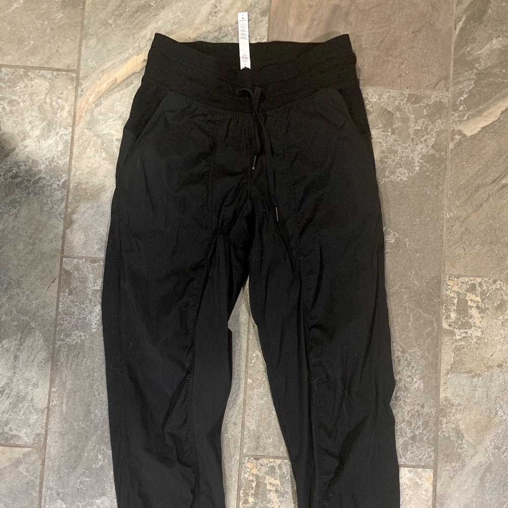 Lululemon Dance Studio Joggers 29’